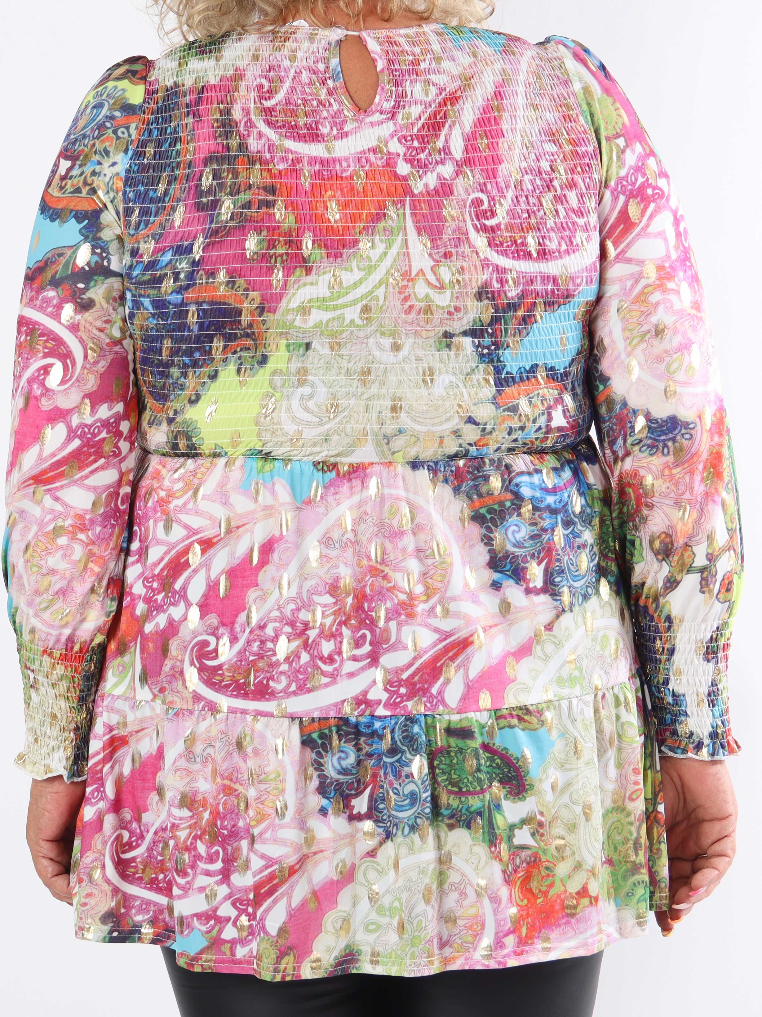 Kelly Elements Shirt - Elastisk plus size bluse med smock henover brystet